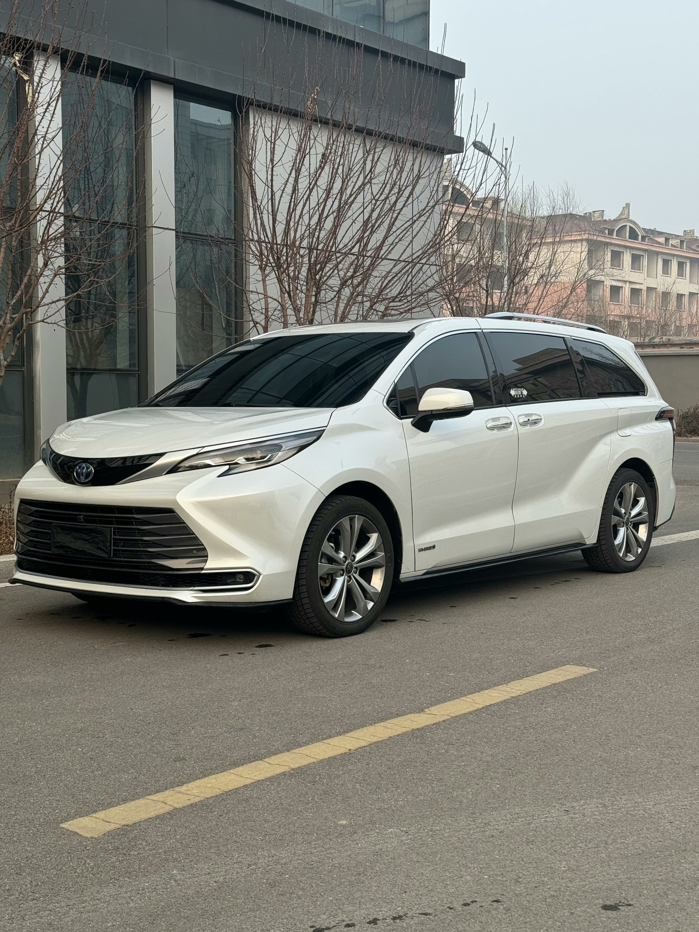 2023 Toyota Sienna 2.5L Hybrid Premium Edition