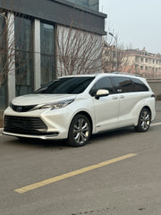 2023 Toyota Sienna 2.5L Hybrid Premium Edition